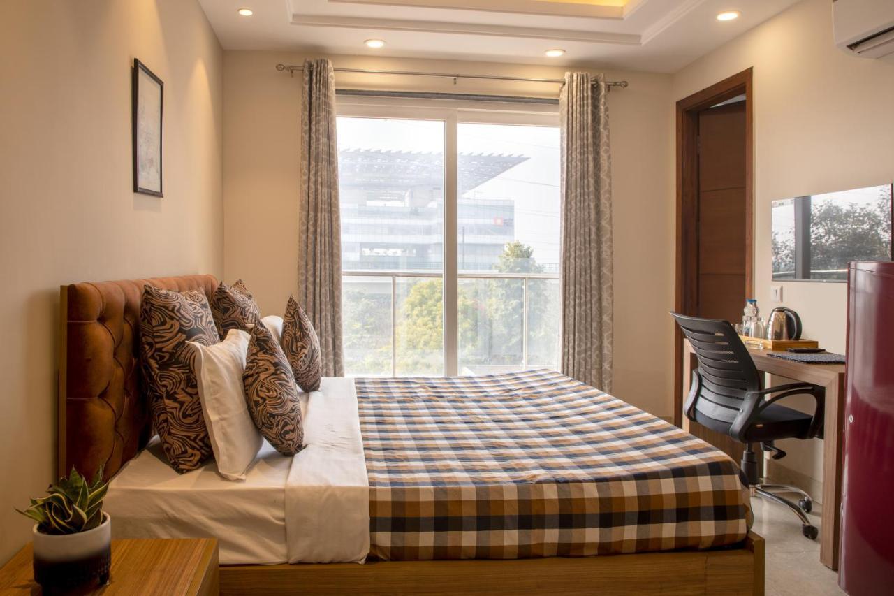 Perch Service Apartment-Mg Road คูร์เคาน์ ภายนอก รูปภาพ