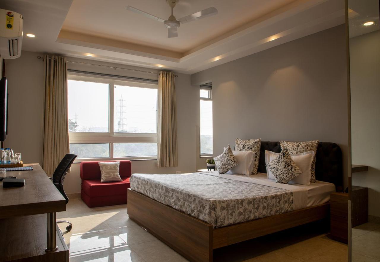 Perch Service Apartment-Mg Road คูร์เคาน์ ภายนอก รูปภาพ