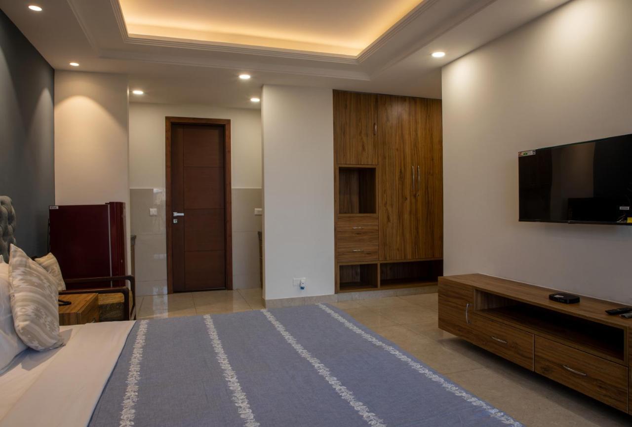 Perch Service Apartment-Mg Road คูร์เคาน์ ภายนอก รูปภาพ